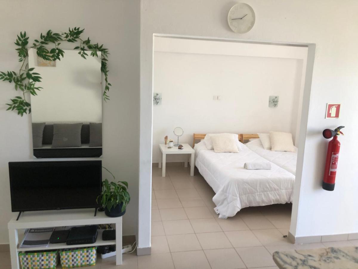 Charming In Da Rocha 400m From The Apartament *